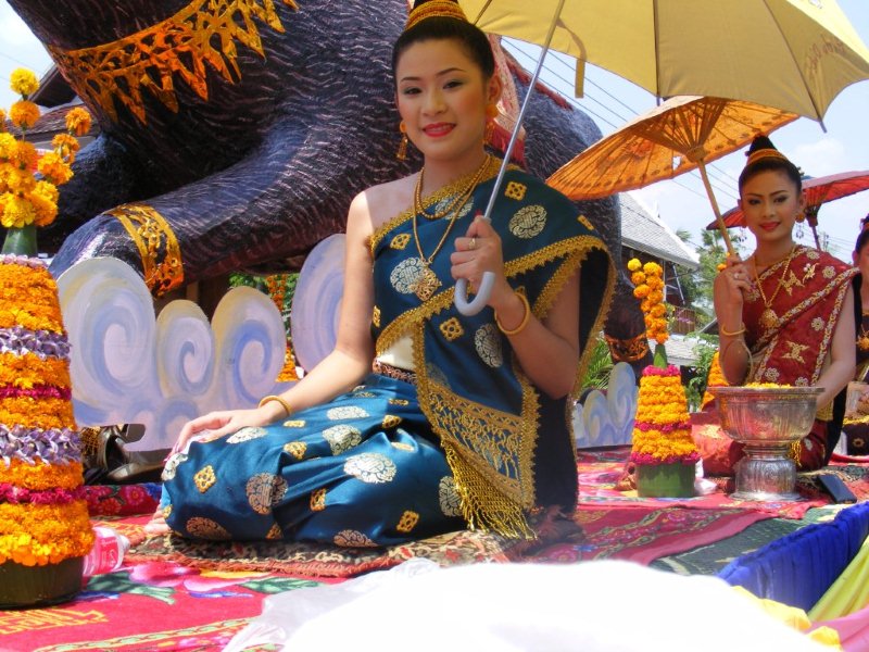 3peemayLaoLuangprabang-160409 053.jpg